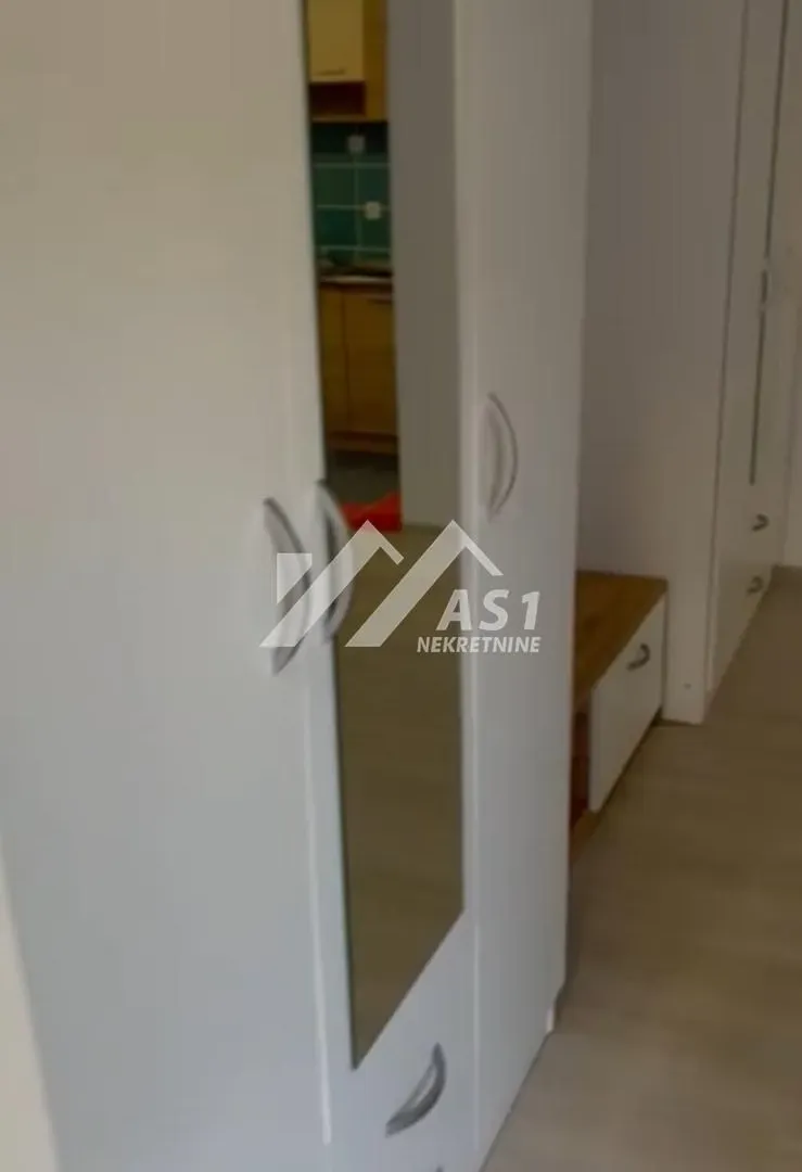 Rent, apartment, 26m², Adamovićevo Naselje, Novi Sad Sve Podlokacije