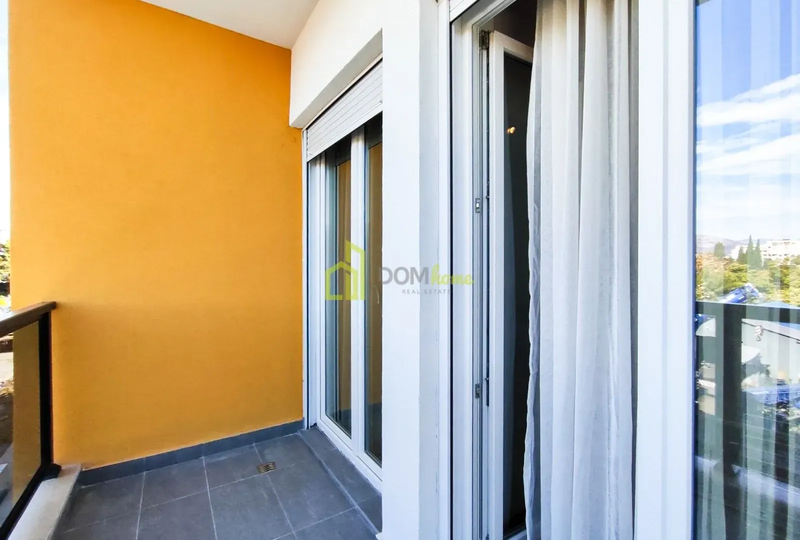 Izdavanje, jednosoban stan, 45m², Pobrežje, Podgorica