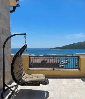 Prodaja, trosoban stan, 290m², Luštica, Tivat