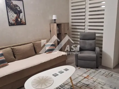 Stan in Bulevar Oslobodjenja