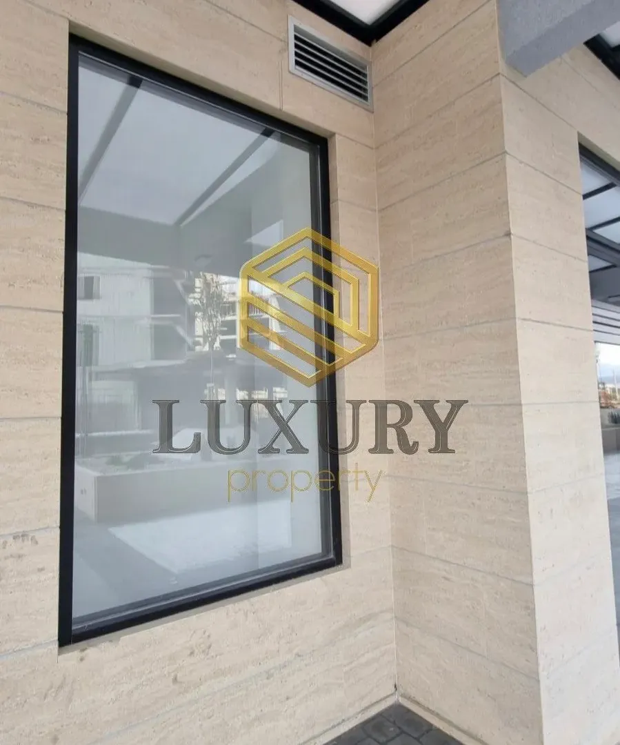 Sale, office space, 10m², Central Point, Podgorica