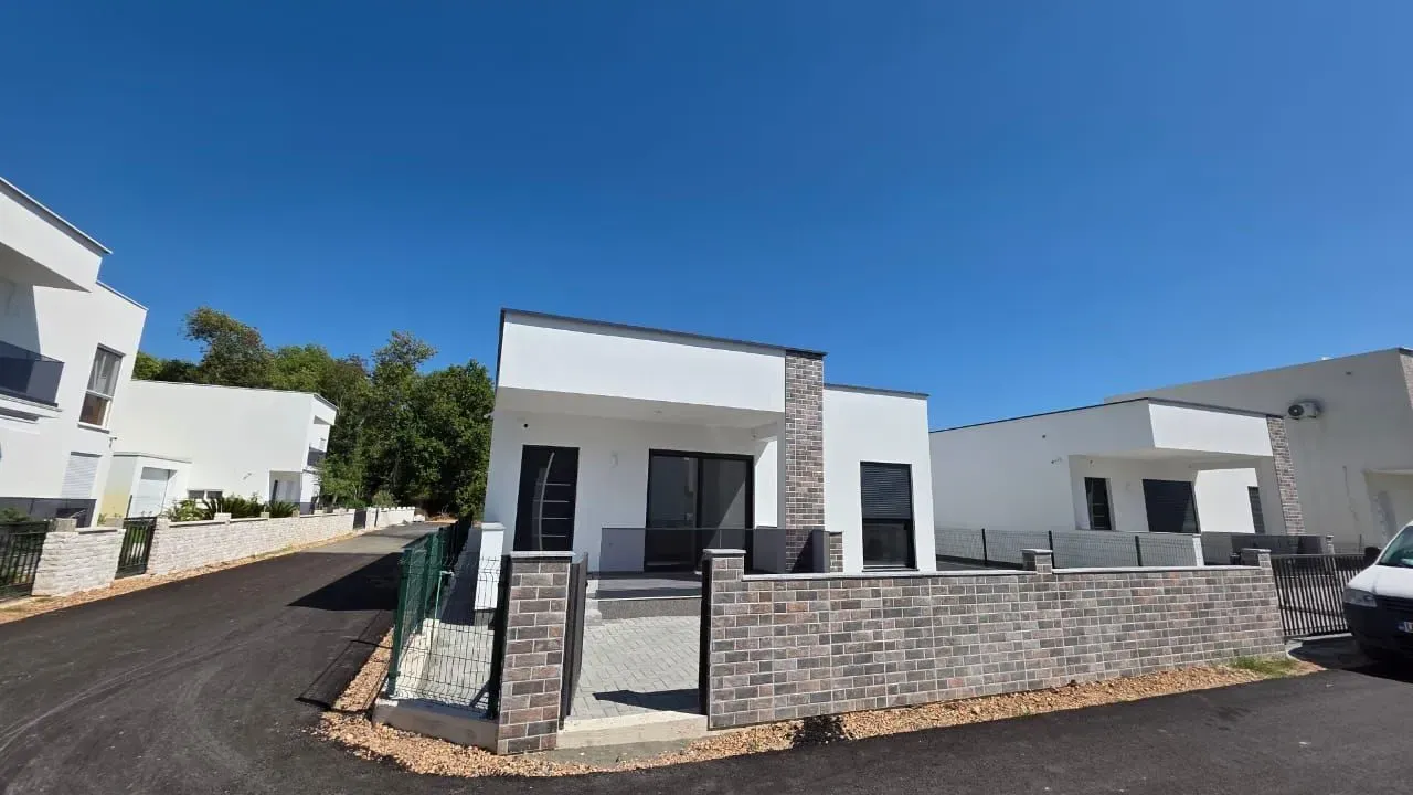 Prodaja, kuća, 86m², Ulcinj, Crna Gora