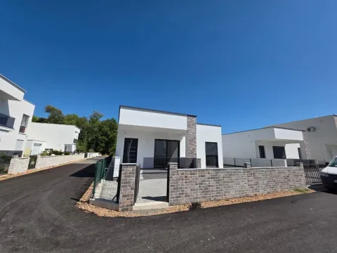 House for Sale, 86m2, Ulcinj House for Sale, 86m2, Ulcinj