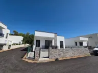 Prodaja, kuća, 86m², Ulcinj, Crna Gora - image 1