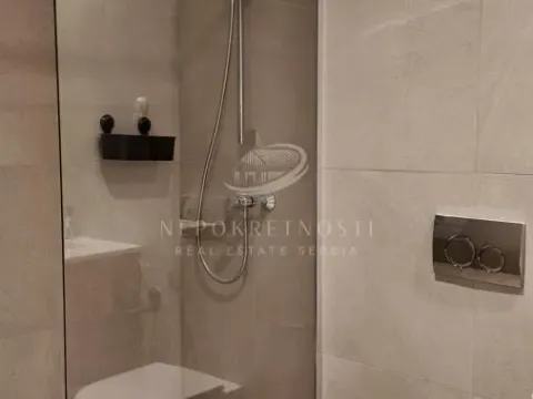 Izdavanje, trosoban stan, 73m², Savski Venac, Beograd - image 13