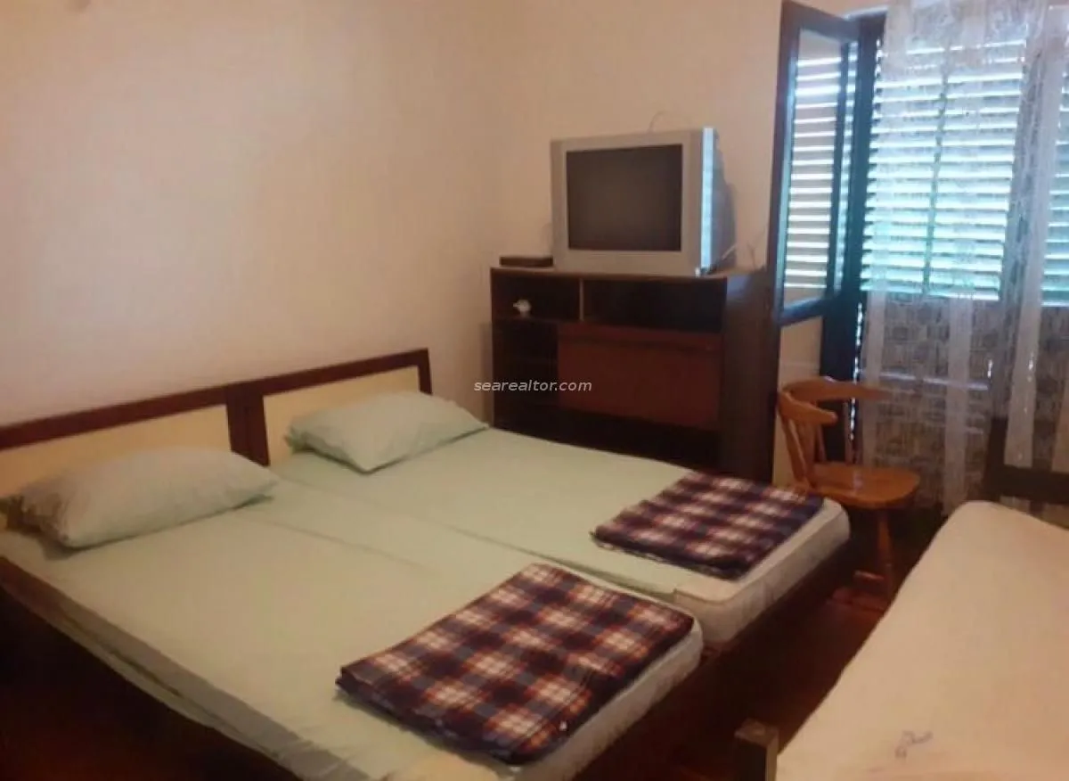 Rent, house, 250m², Zelenika, Herceg Novi