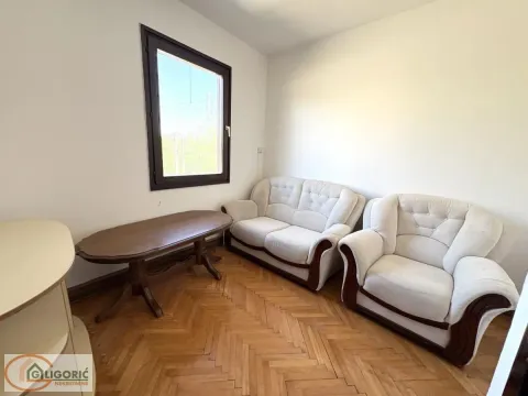 Prodaja, kuća, 270m², Zvezdara Sve Podlokacije, Beograd - image 4