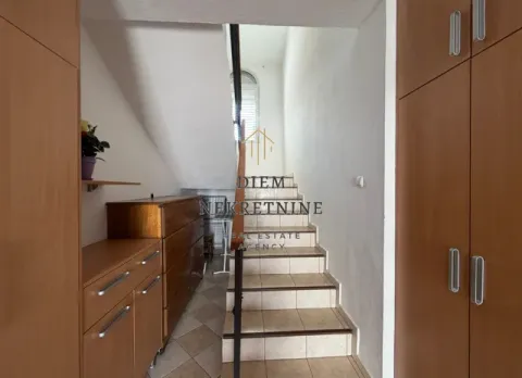 Rent, house, 350m², Zlatica, Podgorica - image 6