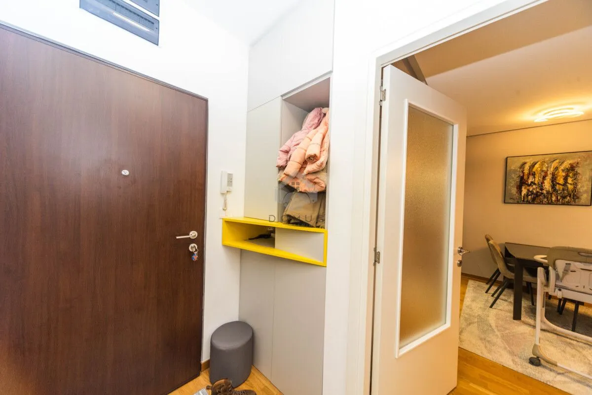 Sale, two bedroom apartment, 63m², City Kej, Podgorica