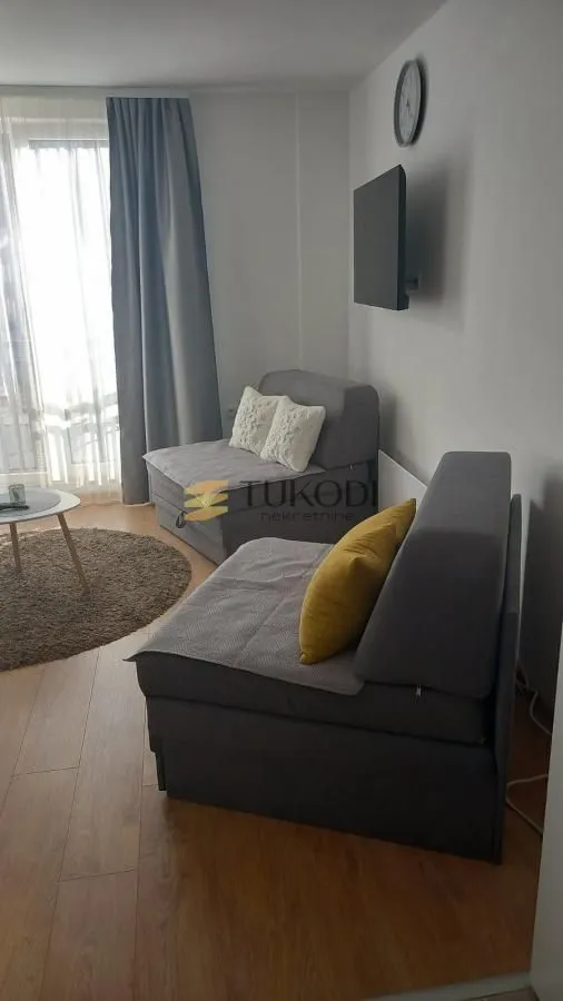 Izdavanje, garsonjera, 24m², Kraljevi Čardaci, Kopaonik