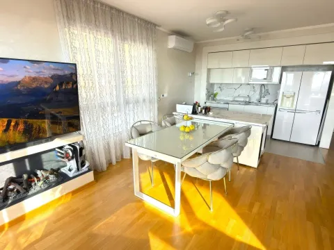 Prodaja, stan, 104m², Budva, Crna Gora - image 4