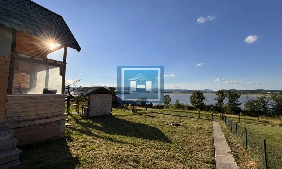 Sale, house, 24m², Knić, Srbija