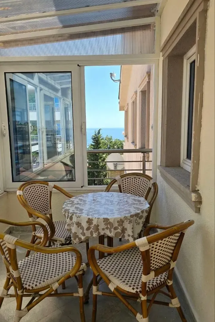 Prodaja, dvosoban stan, 74m², Petrovac, Budva