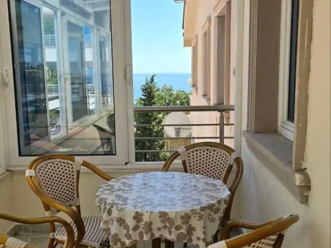 Prodaja, dvosoban stan, 74m², Petrovac, Budva - image 1