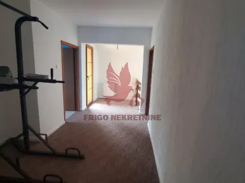 Prodaja, kuća, 200m², Mladenovac, Beograd - image 12