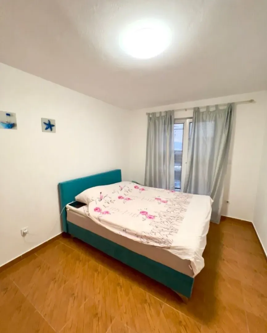 Rent, one bedroom apartment, 63m², Kava, Tivat