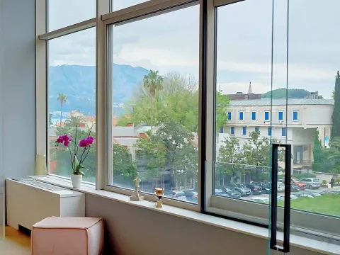 Prodaja, dvosoban stan, 100m², Budva, Crna Gora - image 13