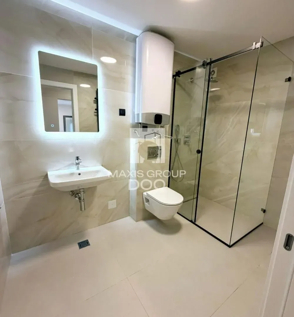 Rent, four bedroom apartment, 125m², Voždovac Sve Podlokacije, Beograd