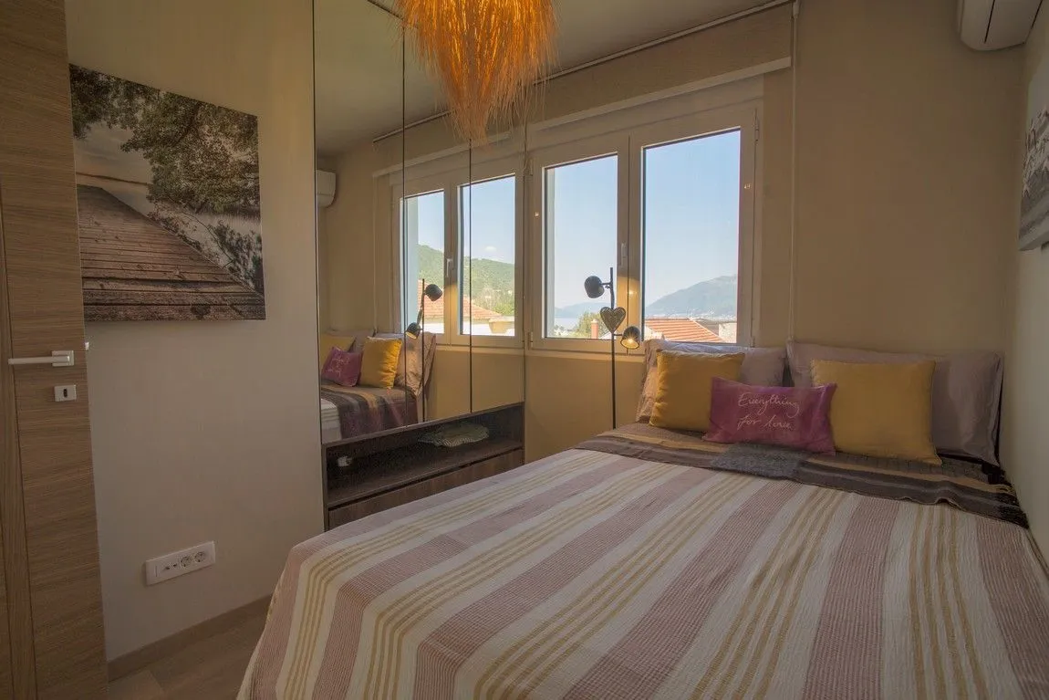 Prodaja, dvosoban stan, 60m², Pod Kuk, Tivat