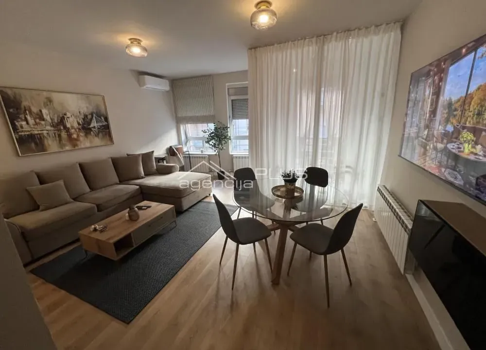 Izdavanje, dvosoban stan, 49m², Crveni Krst, Beograd