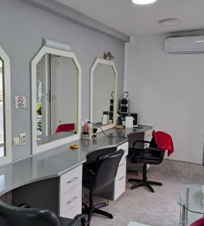 Izdavanje, poslovni prostor, 18m², Stara Varoš, Podgorica