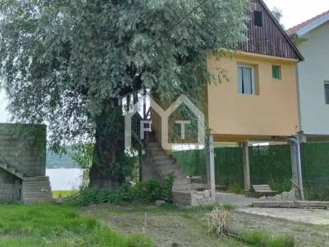 Sale, house, 30m², Bečmen, Surčin - image 2