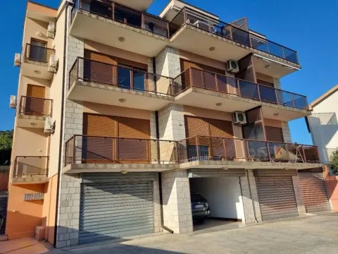 Prodaja, trosoban stan, 85m², Bijela, Herceg Novi - image 2