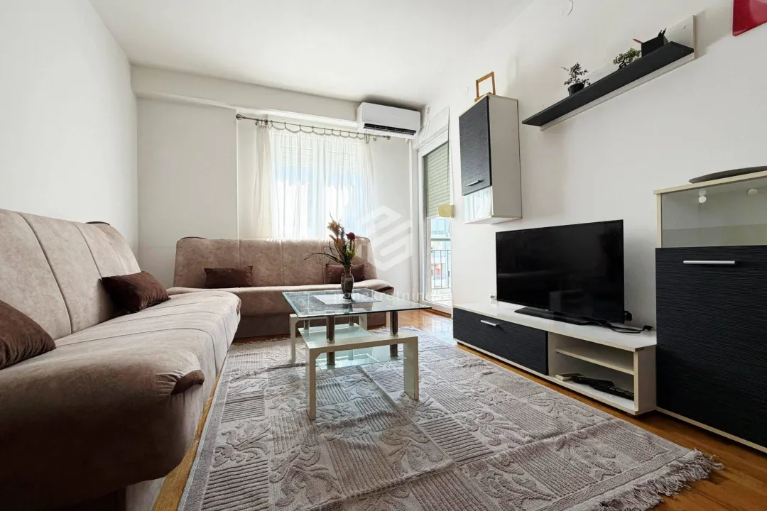Rent, one bedroom apartment, 40m², Krivi Most, Podgorica
