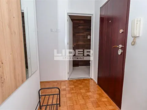 Prodaja, jednosoban stan, 41m², Brace Jerković, Voždovac Sve Podlokacije - image 3