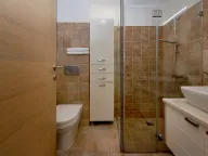 Prodaja, dvosoban stan, 75m², Dobrota, Kotor - image 11