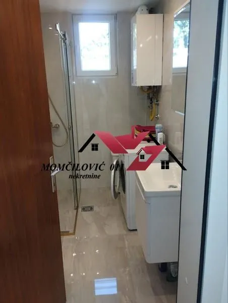 Prodaja, kuća, 175m², Centar, Stara Pazova