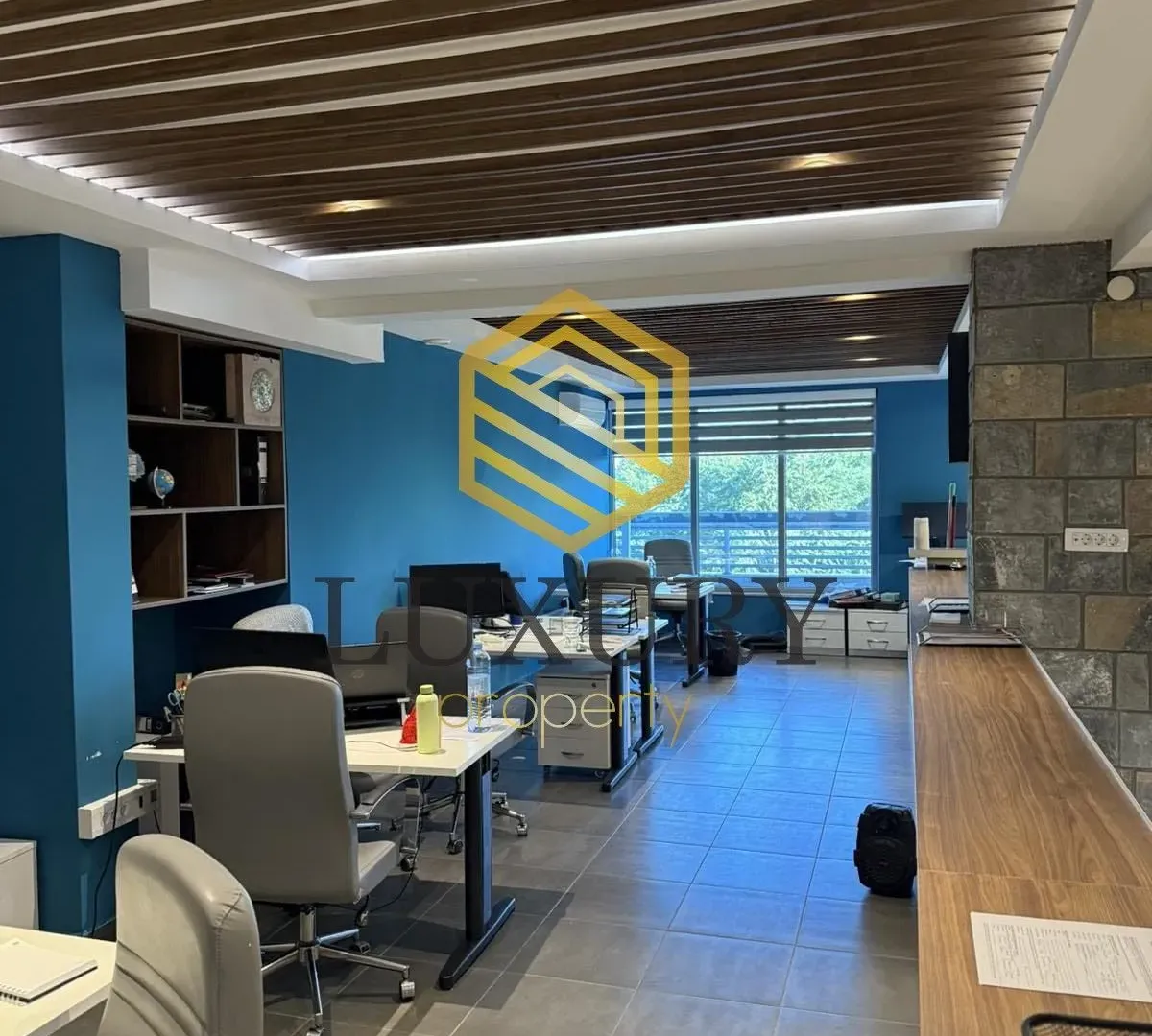 Rent, office space, 180m², 1 maj, Podgorica