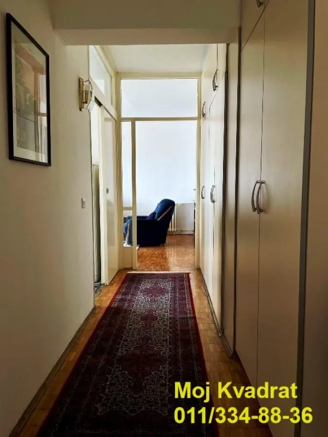 Prodaja, trosoban stan, 75m², Novi Beograd Blok 61, Novi Beograd Sve Podlokacije