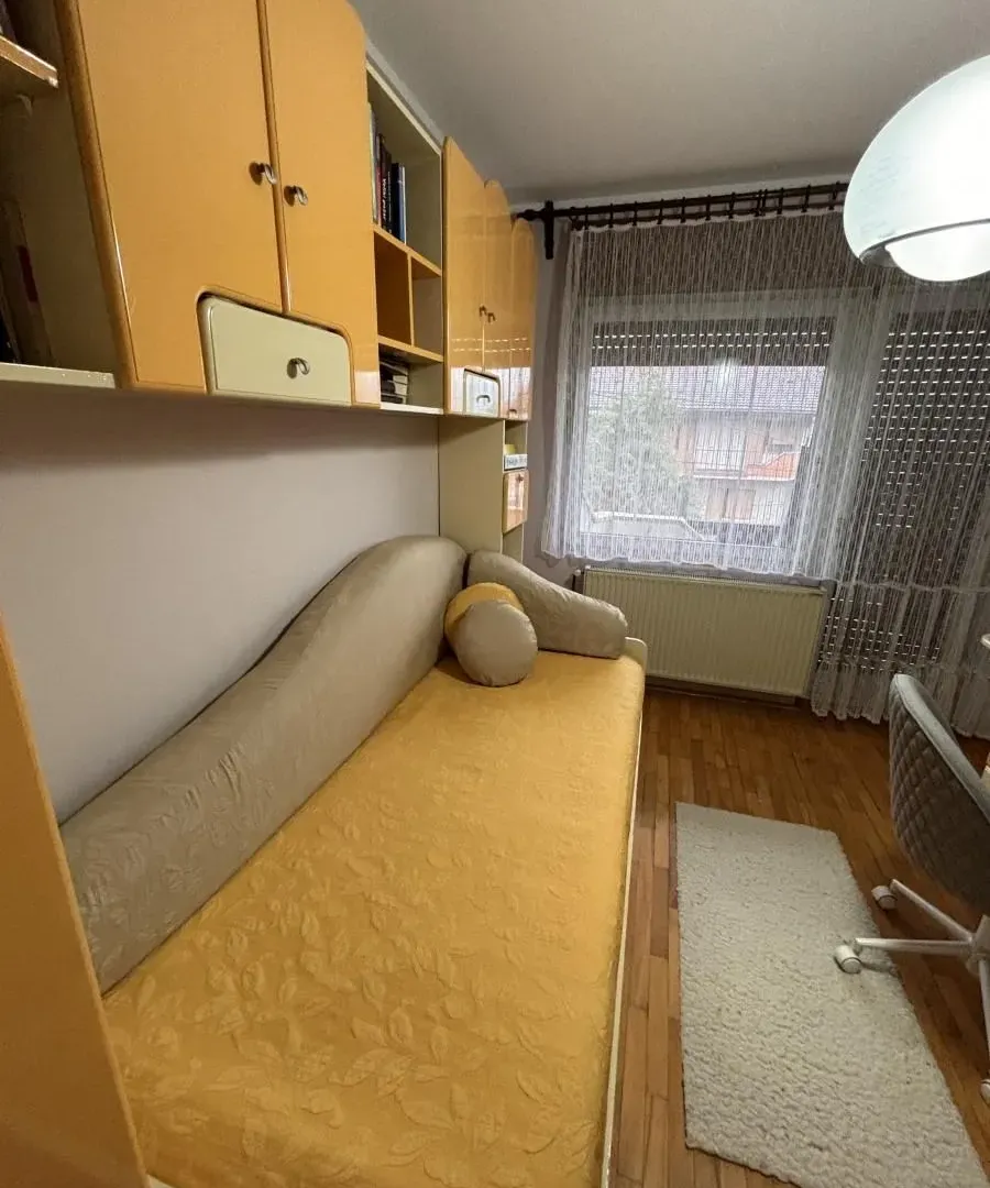 Prodaja, kuća, 274m², Tavrića obori, Jagodina