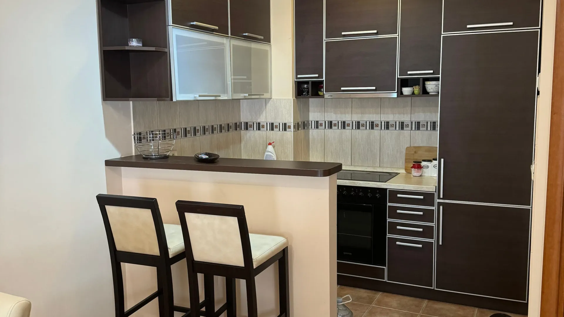 Izdavanje, jednosoban stan, 50m², Krivi Most, Podgorica