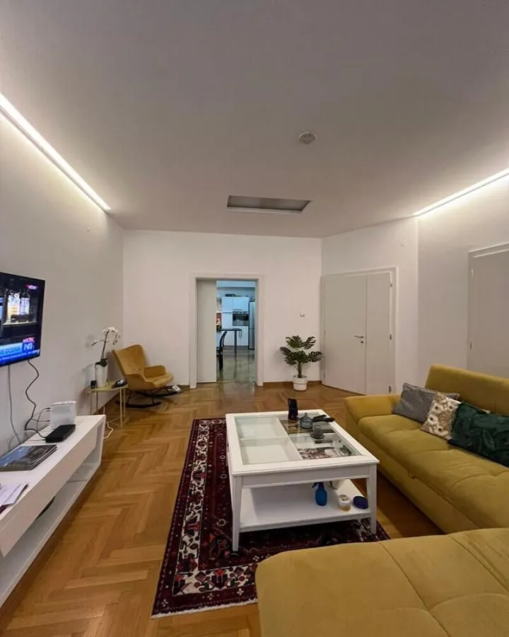 Rent, four bedroom apartment, 116m², Stari Grad, Beograd