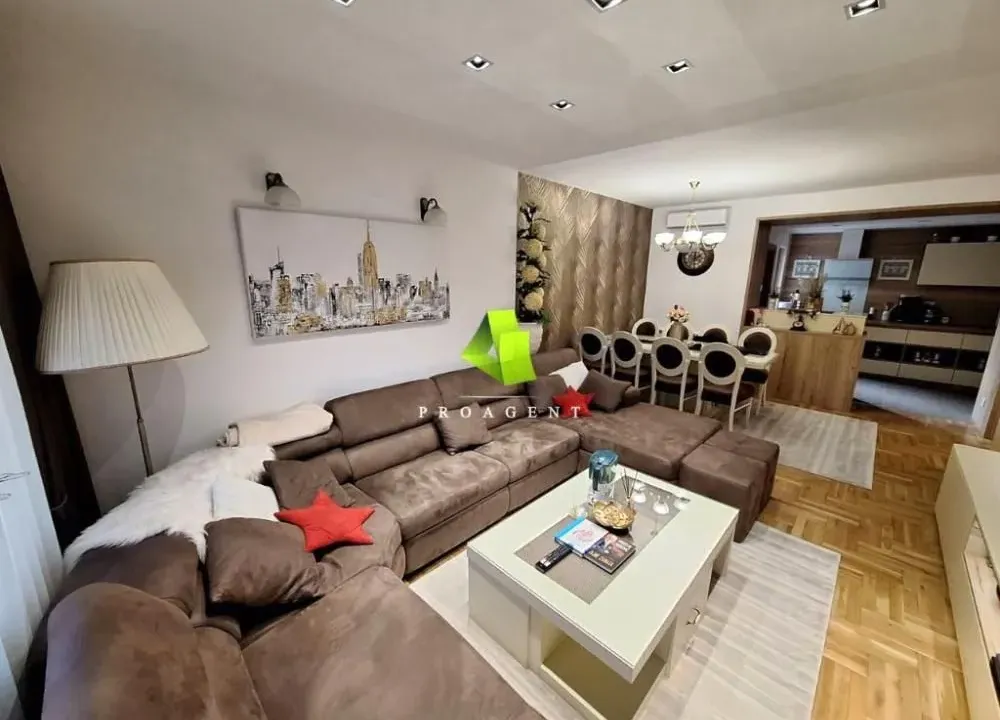 Sale, four bedroom apartment, 116m², Medijana, Niš