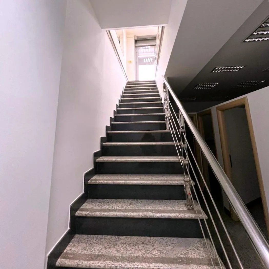 Rent, office space, 84m², Preko Morače, Podgorica