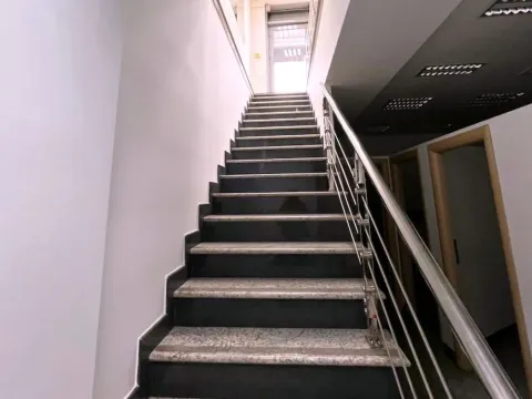 Rent, office space, 84m², Preko Morače, Podgorica - image 4