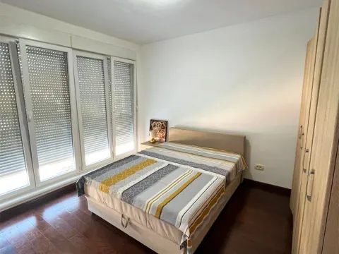 Rent, one bedroom apartment, 50m², Centar, Bar - image 3