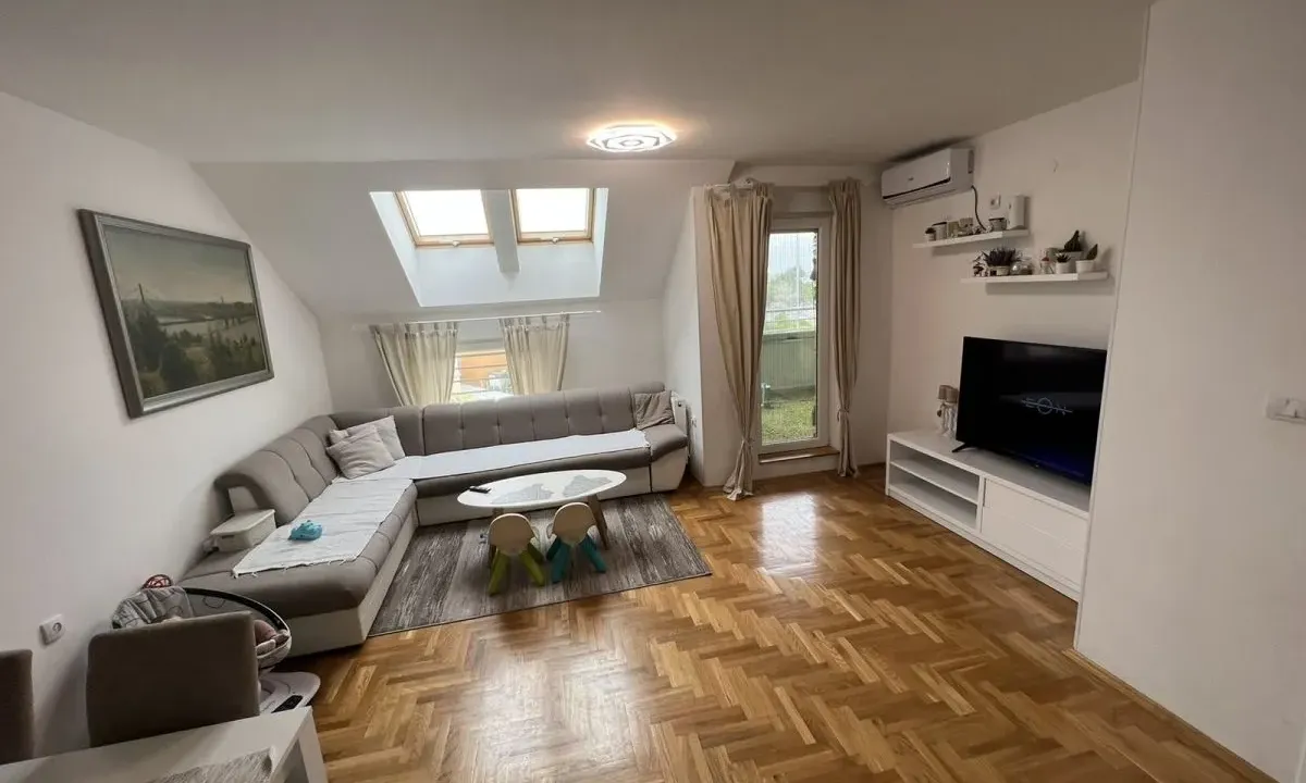 Prodaja, stan, 108m², Bulevar patrijarha Pavla, Novi Sad Sve Podlokacije