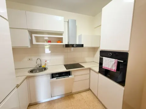 Rent, two bedroom apartment, 75m², Centar, Podgorica - image 3