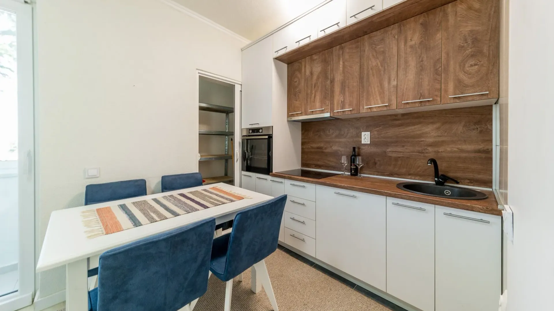 Rent, two bedroom apartment, 58m², Centar, Bar