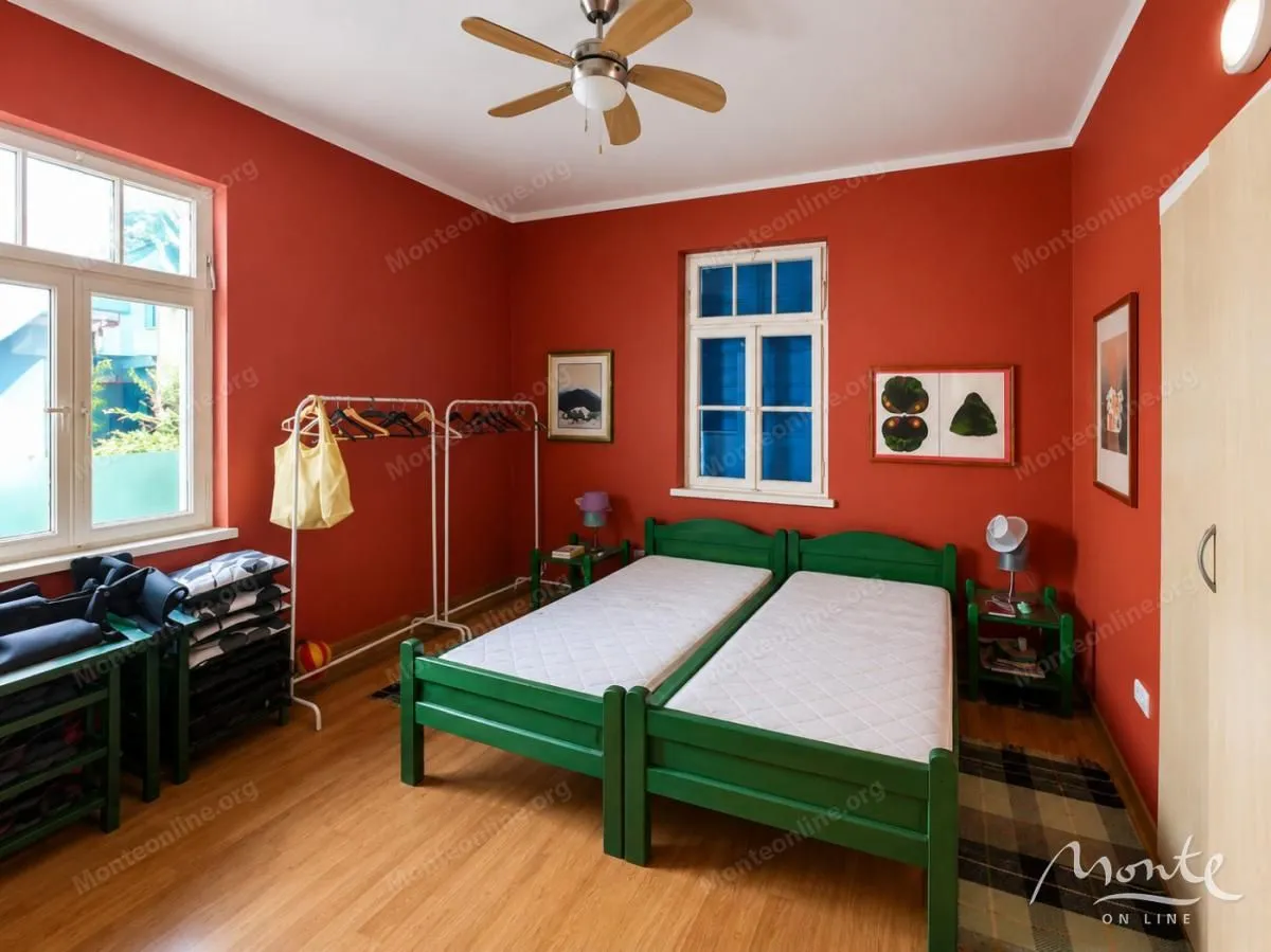 Prodaja, kuća, 85m², Donja Lastva, Tivat