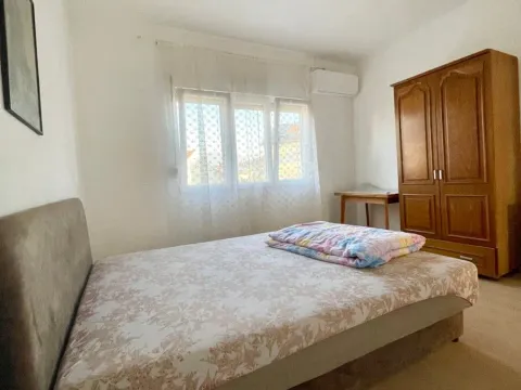 Izdavanje, kuća, 100m², Zagorič, Podgorica - image 14