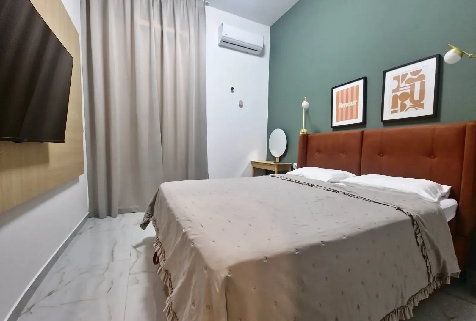 Izdavanje, dvosoban stan, 68m², Lastva Grbaljska, Kotor