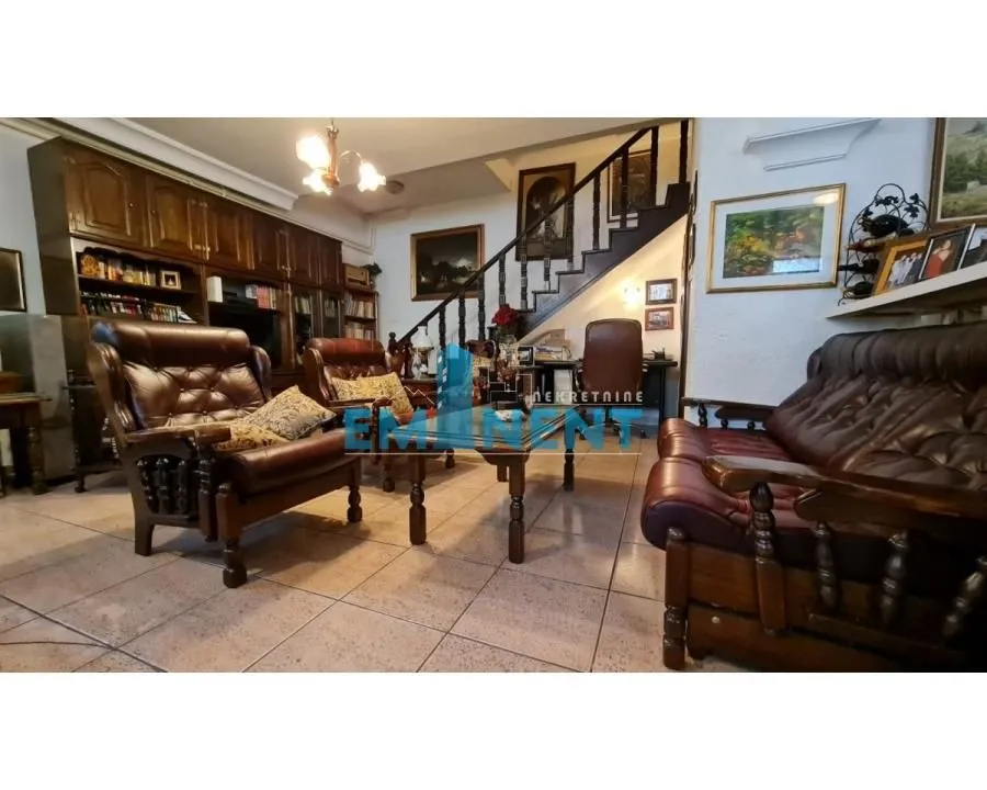 Sale, house, 415m², Savski Venac, Beograd