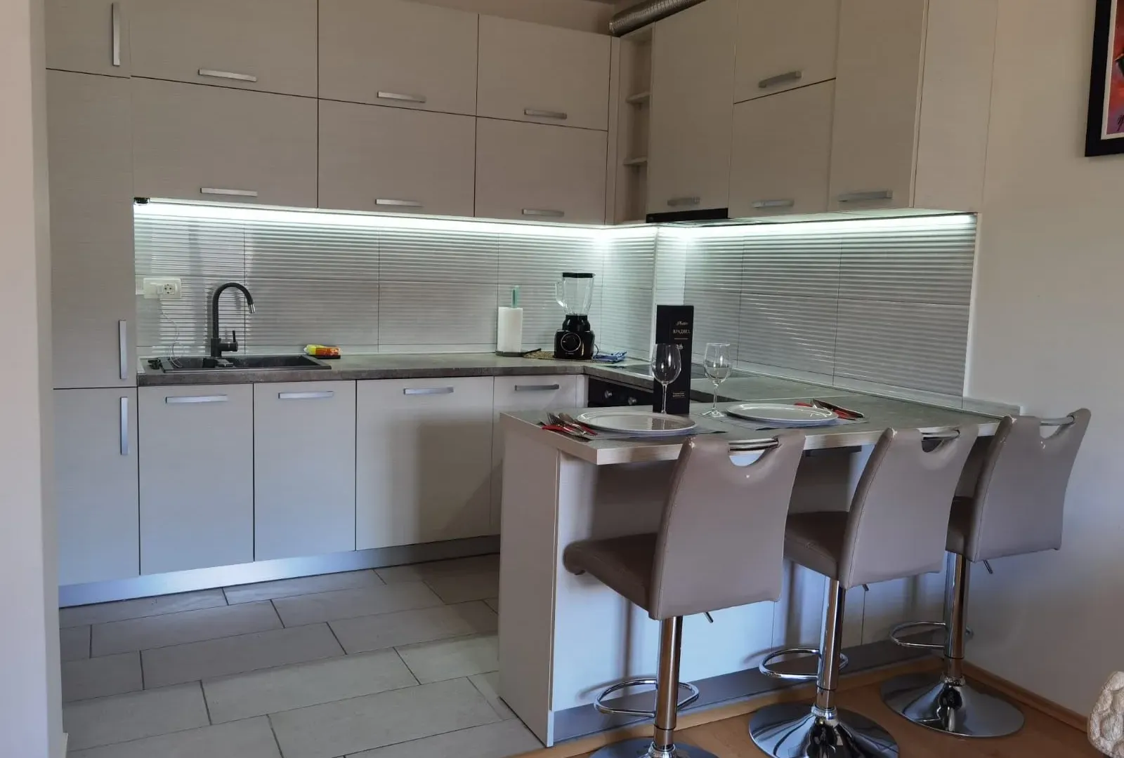 Stan-na-dan, dvosoban stan, 44m², Integralovo, Nikšić