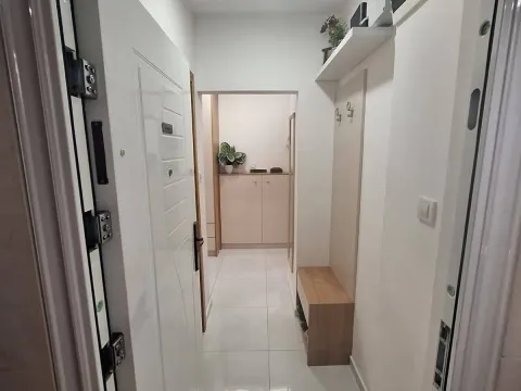 Sale, three bedroom apartment, 89m², Drpe Mandića, Podgorica - image 3