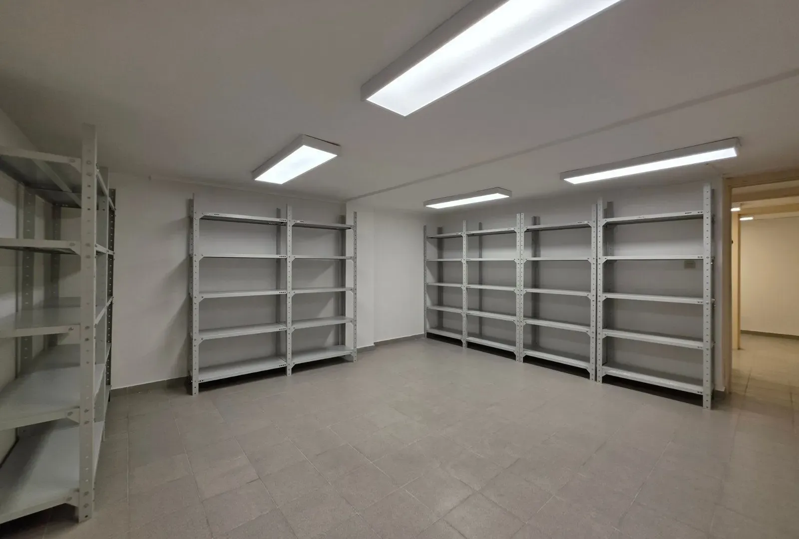 Rent, office space, 200m², Podgorica, Crna Gora